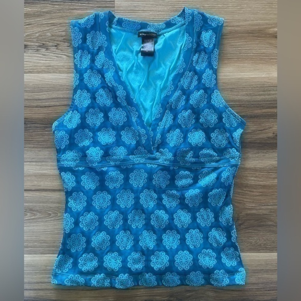 BCBGeneration Tank Sleeveless Blue Motif Y2K Style Top